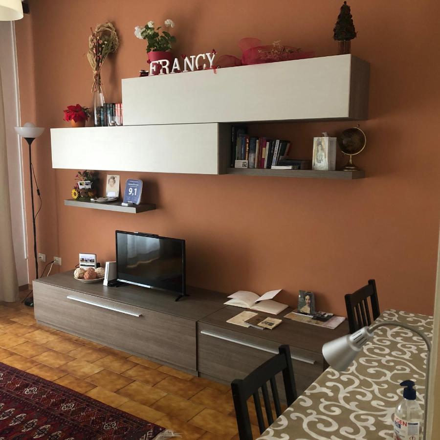 Apartment Parmense Eksteriør bilde